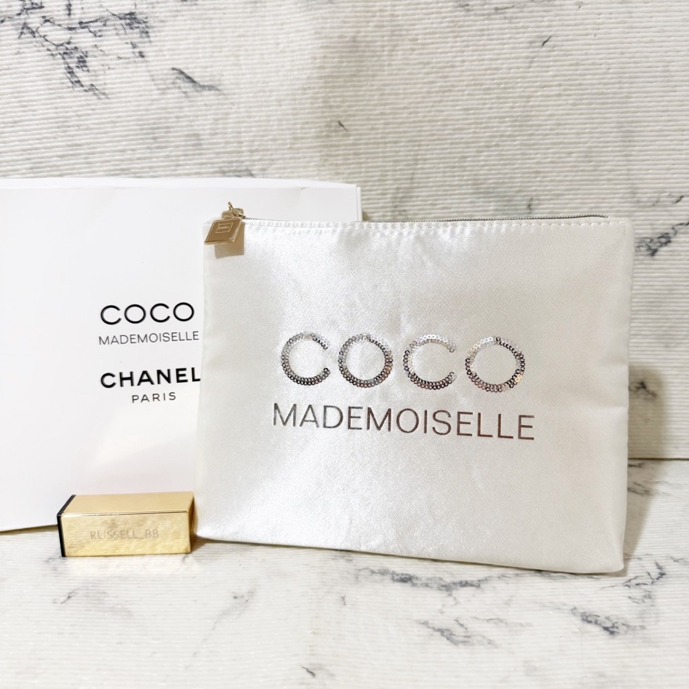 Chanel Beauty COCO Mademoiselle Cream Satin Zippered Pouch